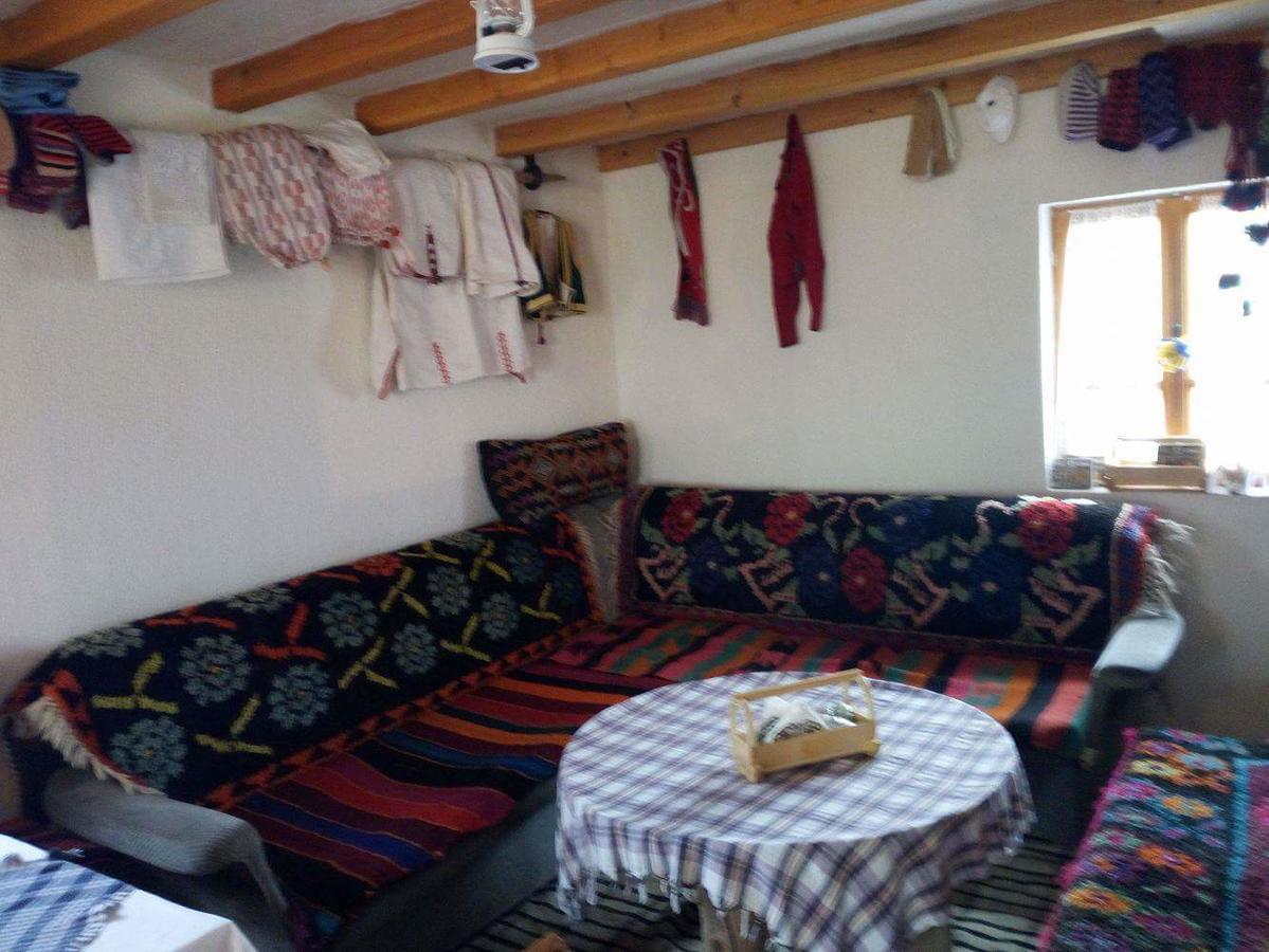 Guesthouse Letnja Basta Gornji Lukomir Extérieur photo