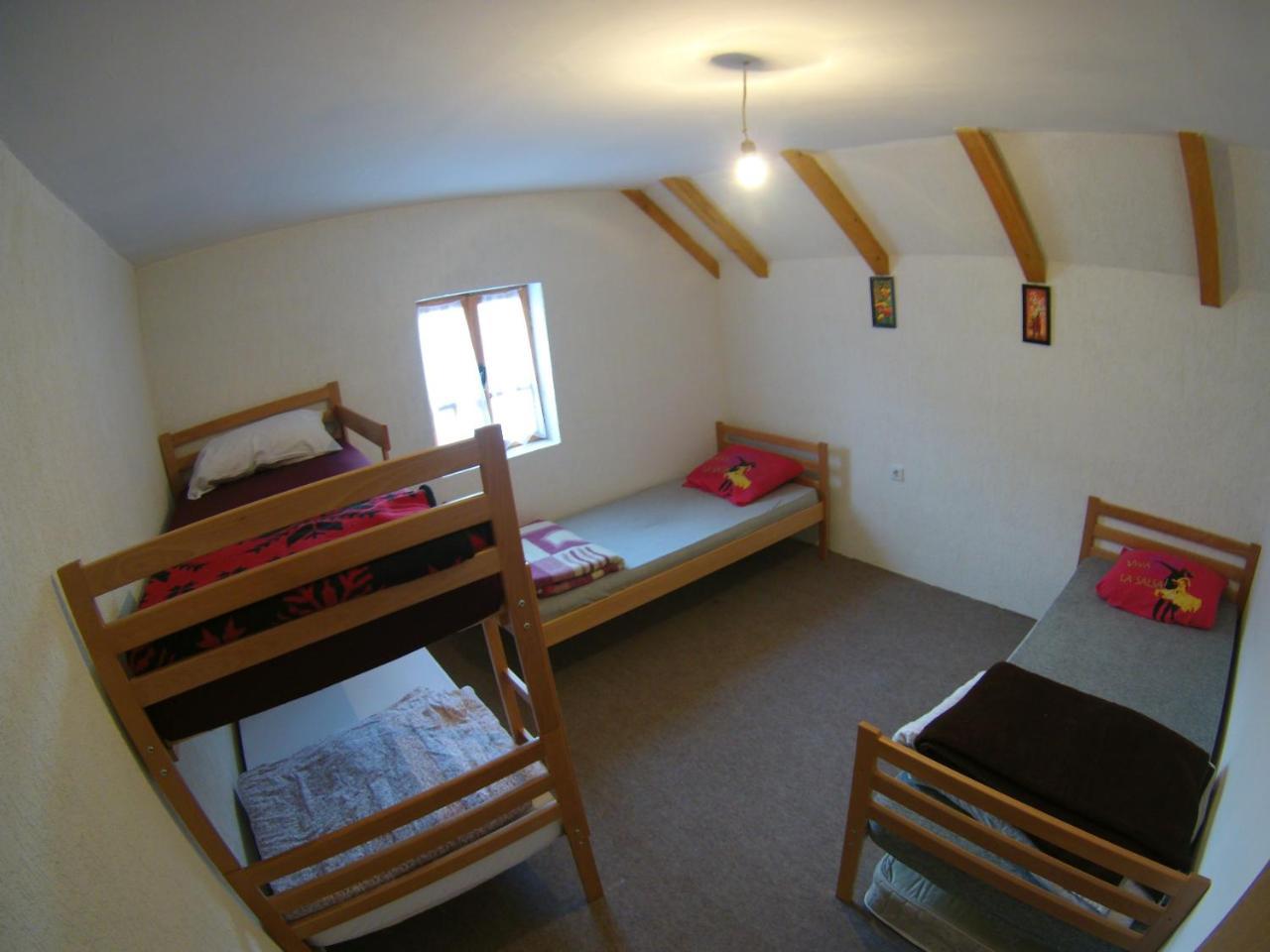 Guesthouse Letnja Basta Gornji Lukomir Extérieur photo