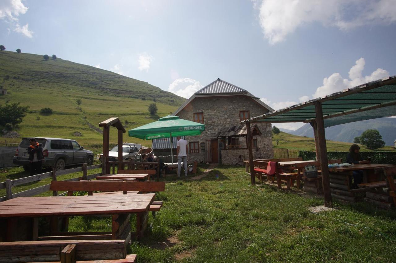 Guesthouse Letnja Basta Gornji Lukomir Extérieur photo