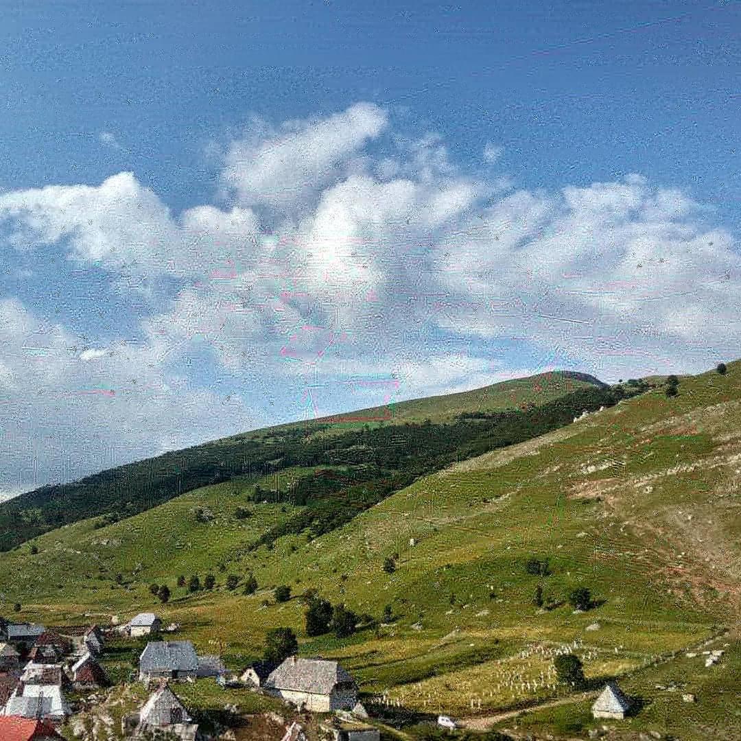 Guesthouse Letnja Basta Gornji Lukomir Extérieur photo